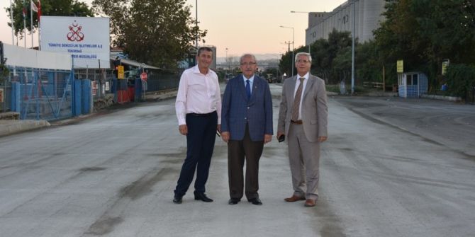 Başkan Albayrak Barbaros Caddesindeki yol çalışmasını inceledi