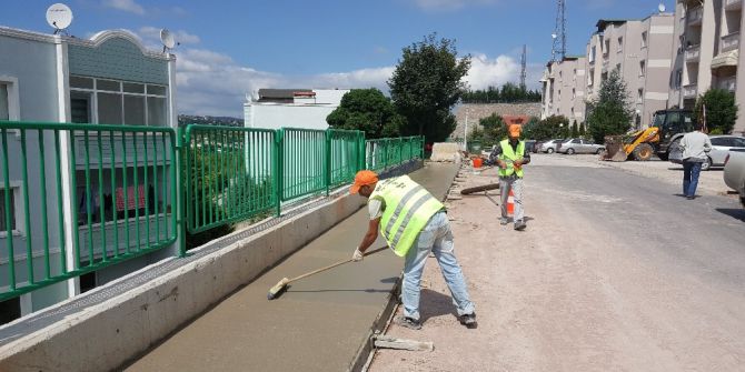 İzmit’te üst yapı çalışmaları hız kazandı
