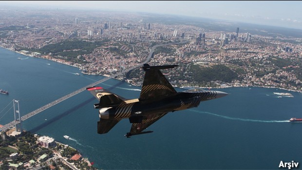 İstanbul'da Alçak Uçuş Yapan F-16 Açıklaması