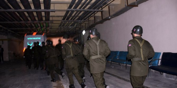 Batman’da askeri konvoyun geçişinde EYP patladı: 2 şehit