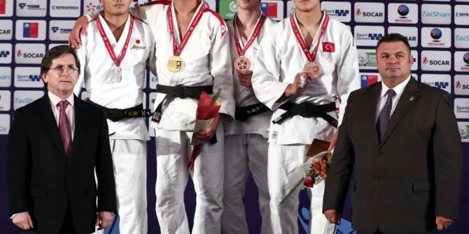 Ümitler Dünya Judo Şampiyonası’nda Mustafa Koç, bronz madalya kazandı