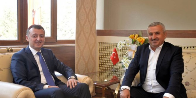 Körfez Belediye Başkanı Baran’dan Vali Büyükakın’a ziyaret
