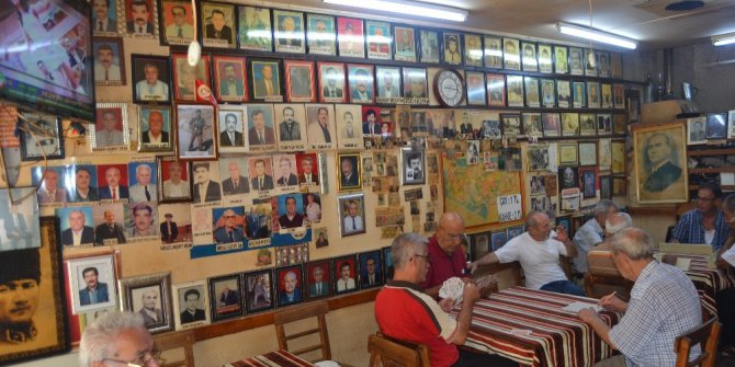 Fotoğrafçı dükkanı değil kahvehane