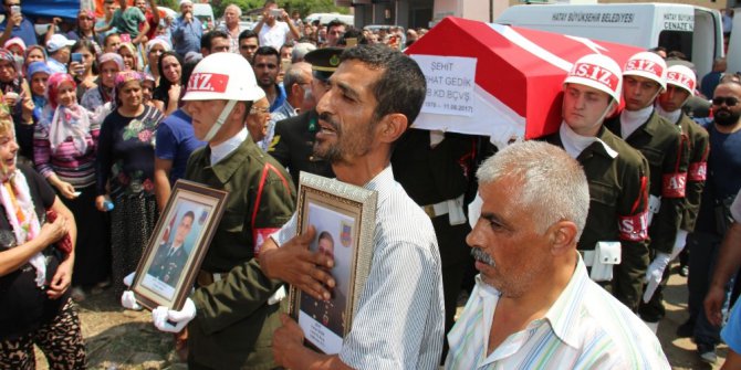 Hataylı şehit, doğum gününde toprağa verildi