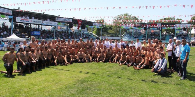 Kurtdereli güreşleri başladı