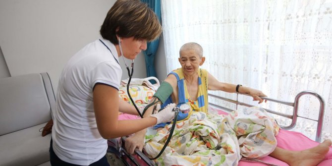 Karşıyaka’da sağlık evlere geliyor