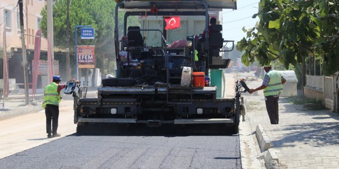 Burhaniye’de asfaltsız yol kalmayacak