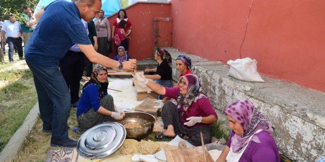 Adana, Tapan Şöleni’nde buluştu