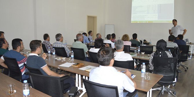 DAP’tan uygulayıcı kuruluşlara, ‘Güneş Enerjili Hayvan İçme Suyu Tesisi Projelendirilme’ eğitimi verildi