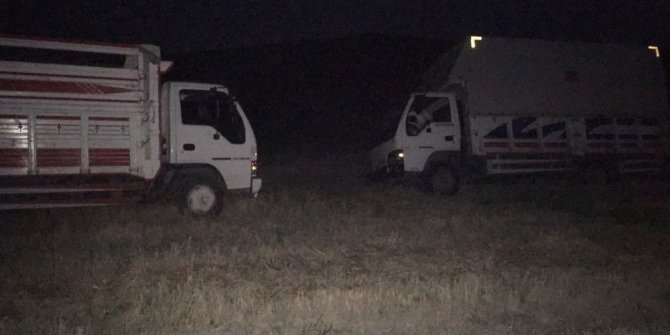 NATO hattından mazot çalan şüpheliler jandarmayı görünce kamyonları bırakıp kaçtı