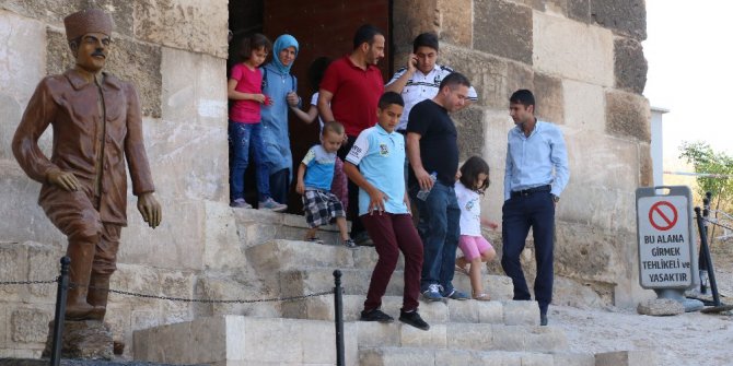 Gaziantep kalesine yoğun ziyaretçi
