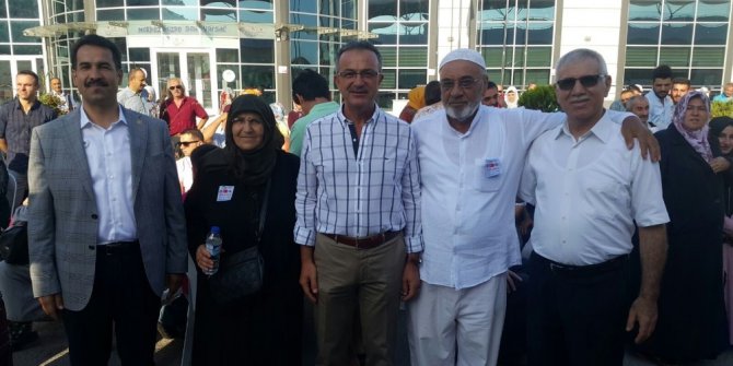 Gebzeli hacıları Yaman ve Köşker Uğurladı