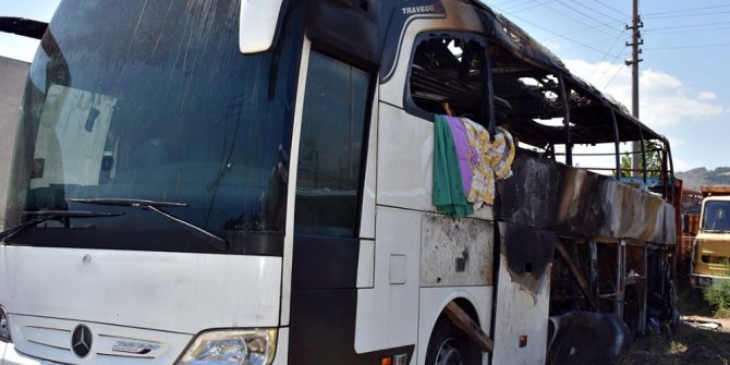 Kastamonu’da 46 yolcunun bulunduğu otobüs alev alev yandı