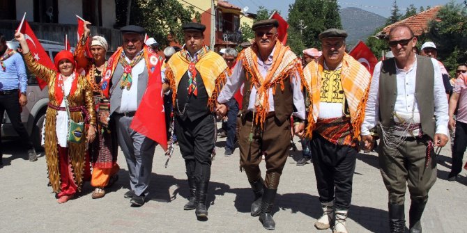 23. Beşkaza Yaylaları Geleneksel Uluslararası Kültür Şenliği renkli görüntülere sahne oldu