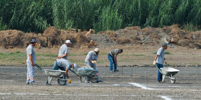 Muratpaşa Belediyesi bayram hazırlıklarını sürdürüyor