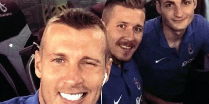 Trabzonsporlu Durica’nın paylaşımı tepki çekti