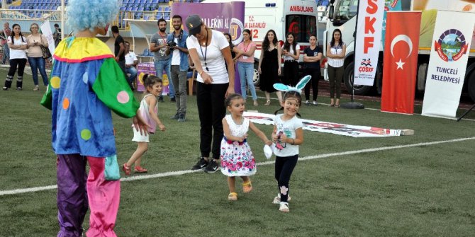 Oyun karavanı Tuncelili çocuklarla buluştu