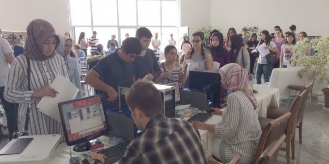 Kayıt olan öğrencilere anında Samkart