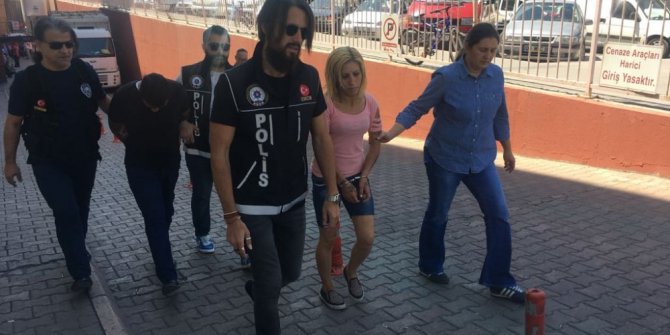 Uyuşturucu taciri 2 kişi hakim karşısında