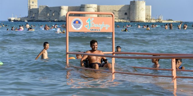 Mersin plajları engelsiz oluyor