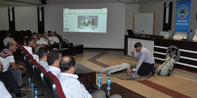 Batman’da şoförlere ilk yardım eğitimi verildi