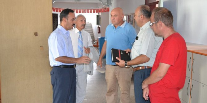 Kaymakam Taşdan, okulları denetledi