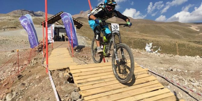 Uluslararası Erciyes Dağ Bisikleti Kupası tamamlandı