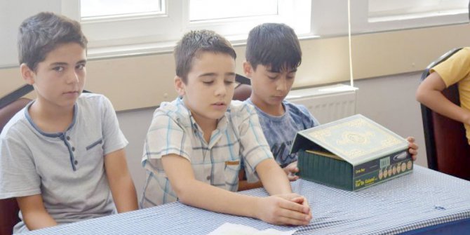 Besni’de hafızlık projesi devam ediyor