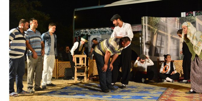 ‘Çemberimde Gül Oya’ güldürmeye devam ediyor