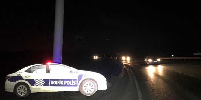 Dikkat polis aracı çıkabilir...