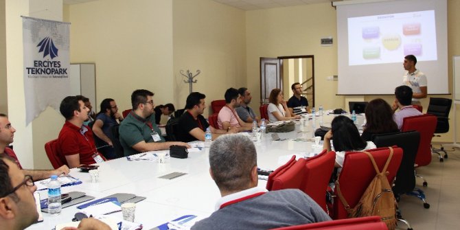 Erciyes Teknopark’ta ARDEB proje önerisi yazma eğitimleri düzenlendi