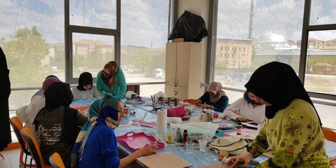 Pursaklarlı kadınlardan ev ekonomisine katkı