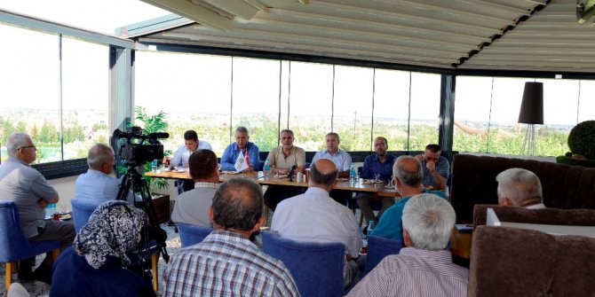 Meram’da halk toplantıları devam ediyor