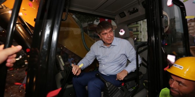 Yeraltı otoparkının temeli atıldı