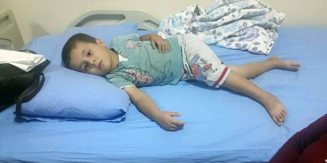 Zehirlenme iddiasıyla 60 kişi hastaneye kaldırıldı