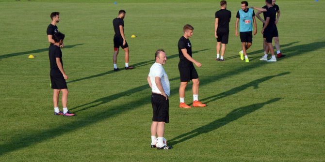 Sergen Yalçın, Eskişehirspor’un oyunundan memnun değil