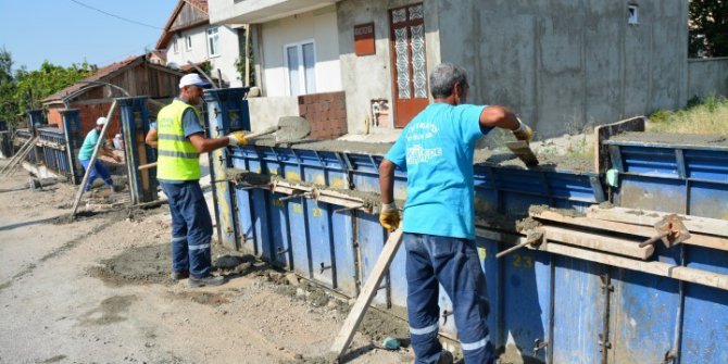 Kartepe’de üst yapı estetik hale getiriliyor