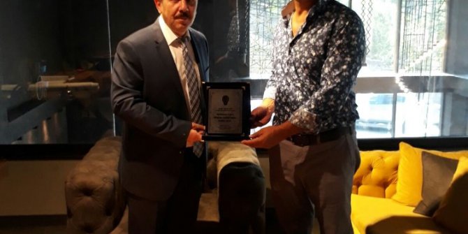 Emniyet Müdürü Akay’dan Çebi’ye plaket
