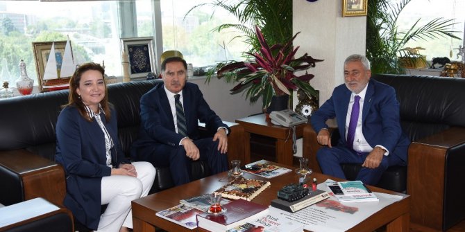 Başdenetçi Malkoç’dan Palandöken’e ziyaret