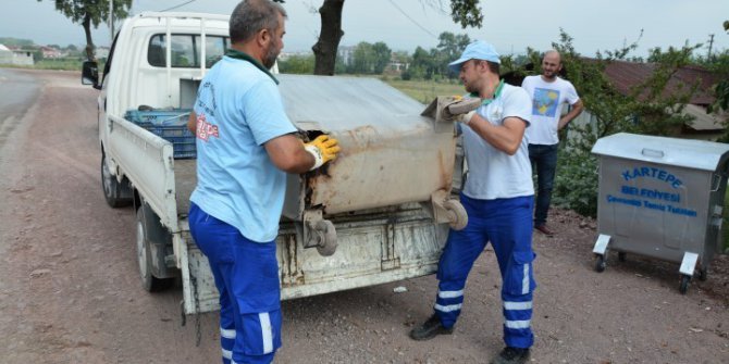 Kartepe’de çöp konteynerleri yenileniyor