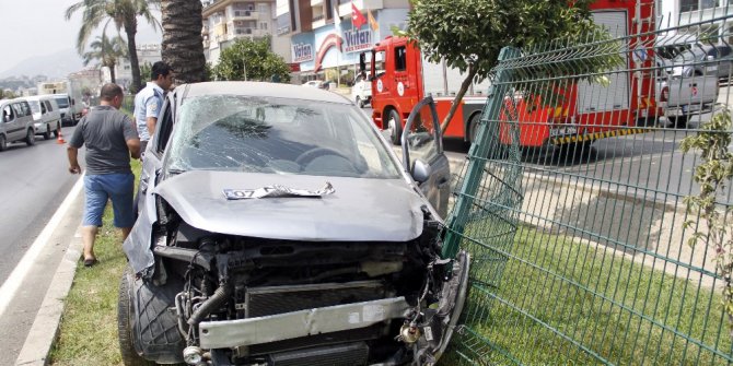 Otomobille yakıt tankeri çarpıştı: 1 ağır yaralı