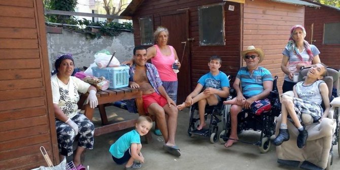 Engelliler Derneği üyeleri yaz kampında