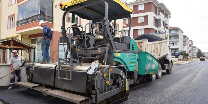 Dikilitaş Caddesi asfalt yenileme çalışmaları başladı