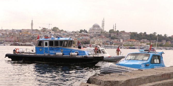 Haliç’ten bir erkek çocuğu cesedi çıkarıldı