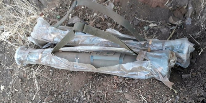 Şırnak’ta 2 adet AT-4 tanksavar füzesi ele geçirildi