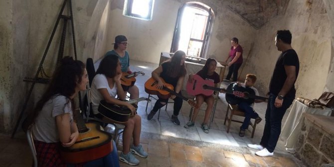 Akdeniz’de yaz kursları anketle belirleniyor