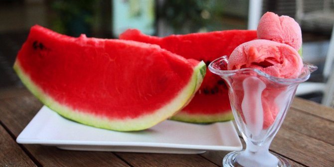 Bu da karpuzlu dondurma