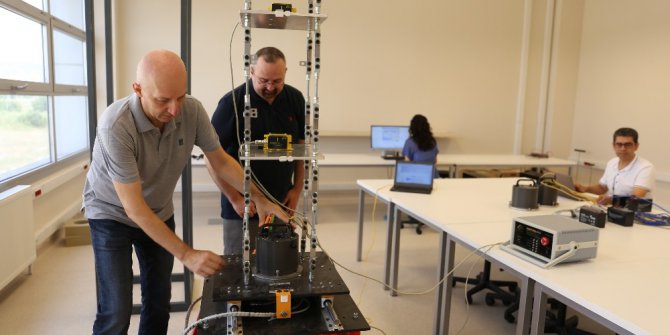 "Deprem erken uyarı sistemi üretmek mümkün"