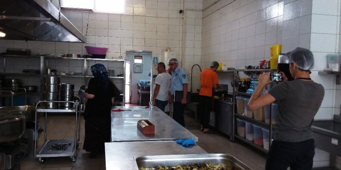 Yemek imalathanesine denetim