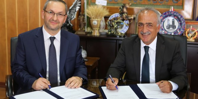 Atatürk Üniversitesi ile Diyanet İşleri Başkanlığı arasında bilimsel işbirliği protokolü imzalandı